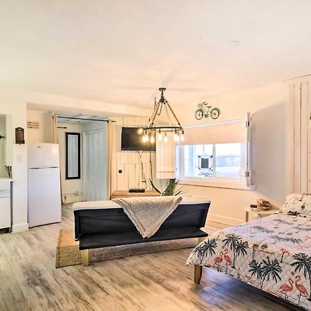 Idyllic Pass-A-Grille Studio - Walk To The Beach! St. Pete Beach Exteriör bild