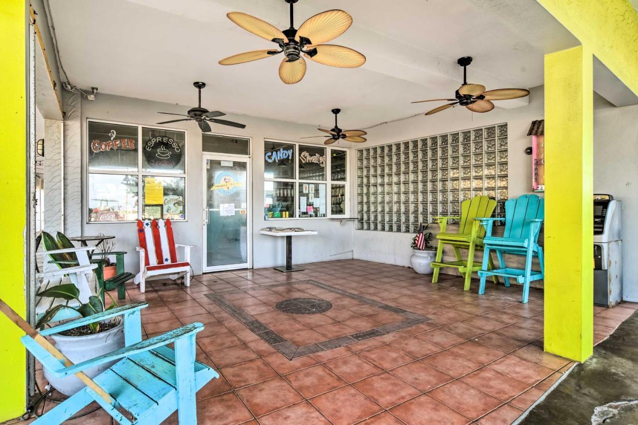 Idyllic Pass-A-Grille Studio - Walk To The Beach! St. Pete Beach Exteriör bild